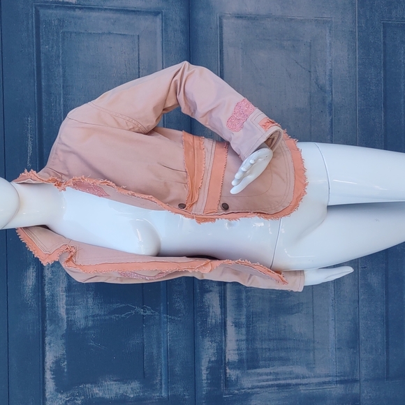 BISOU BISOU by Michele Bohbot Hand Crafted Summer Blazer - Picture 5 of 17